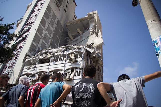 Imagen de un edificio destruido en Gaza. Foto: Basel Yazouri.