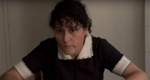 Captura de cuadro. Escena de la película chilena La nana (2009), de Sebastián Silva.