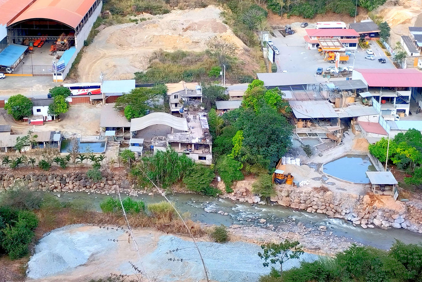 la contaminación minera Loja-El Oro